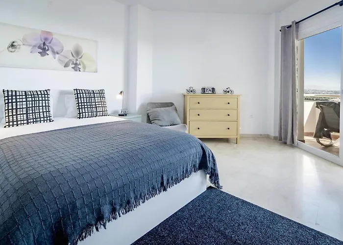 Ll- 1 Bedroom Close To Laguna Village Daire Estepona