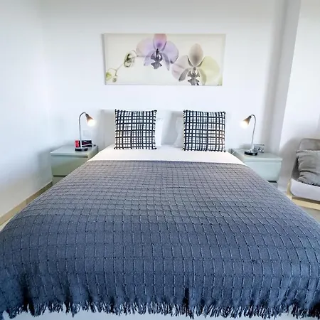 Ll- 1 Bedroom Apt Close To Laguna Village Estepona Эстепона